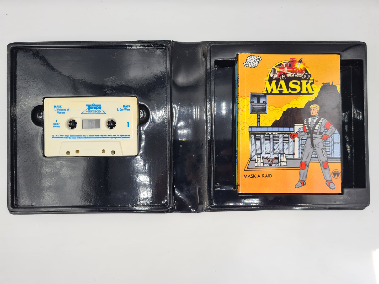 Mask Tempo Gift Box Mini World Books & Cassette 1987 80s W7