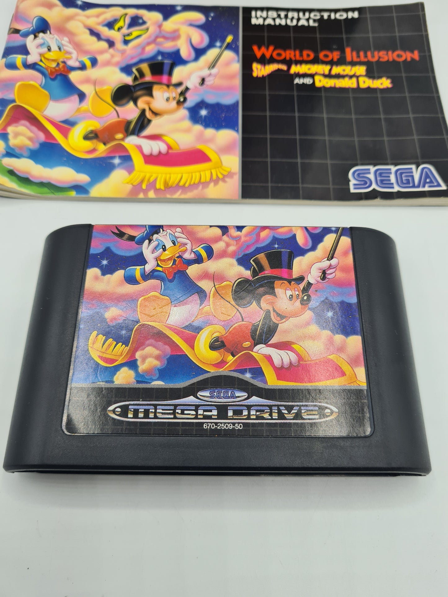 World Of Illusion Mickey Mouse Sega Mega Drive Game Boxed With Manual PAL W11
