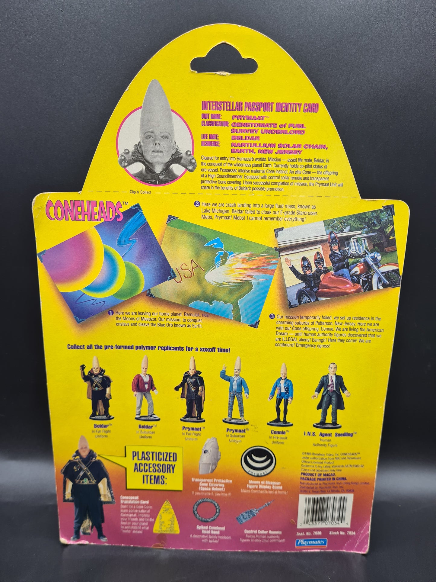 Coneheads PRYMAAT Full Flight Uniform 90s Action Figure Playmates 1993 Cracked Bubble W4