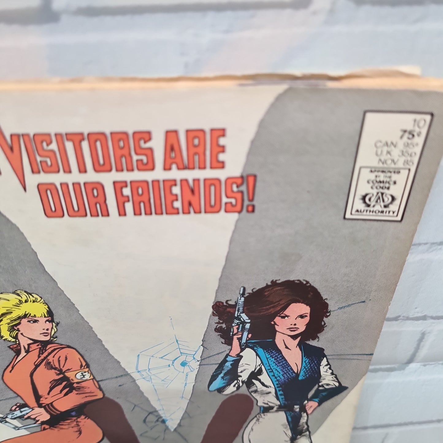 V 'Visitors' DC Comic Books