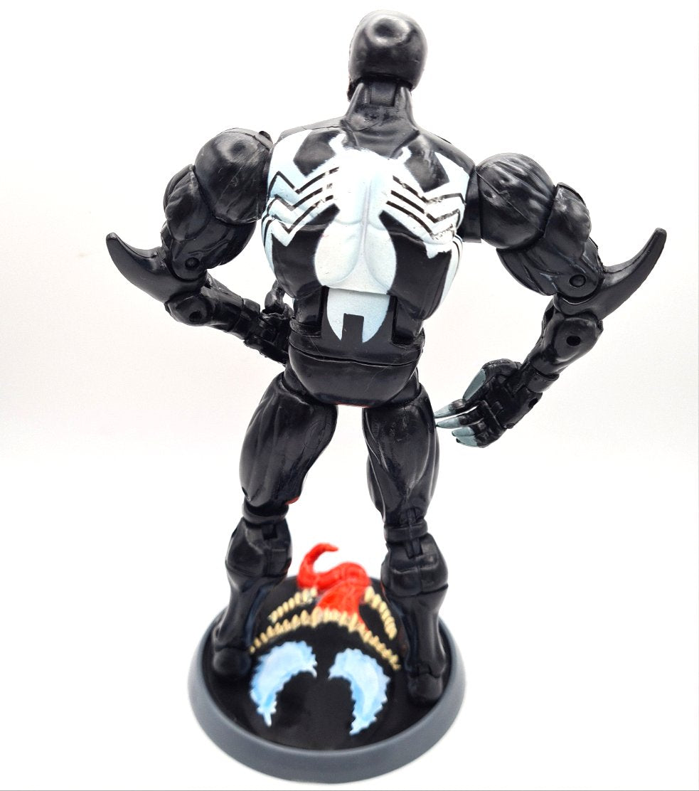 Venom Marvel Legends 6' Action Figure 2004 Toybiz W9