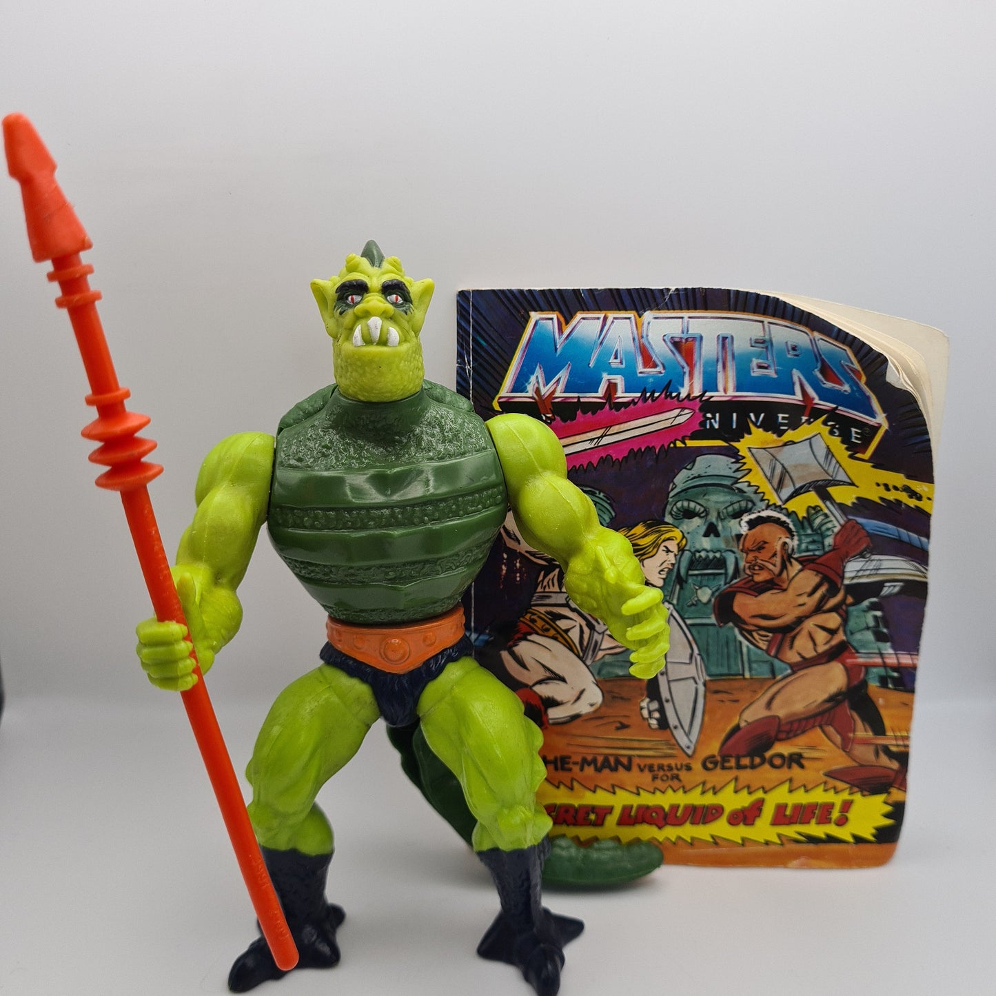 Masters of the Universe Whiplash Vintage Action Figure With Mini Comic W4