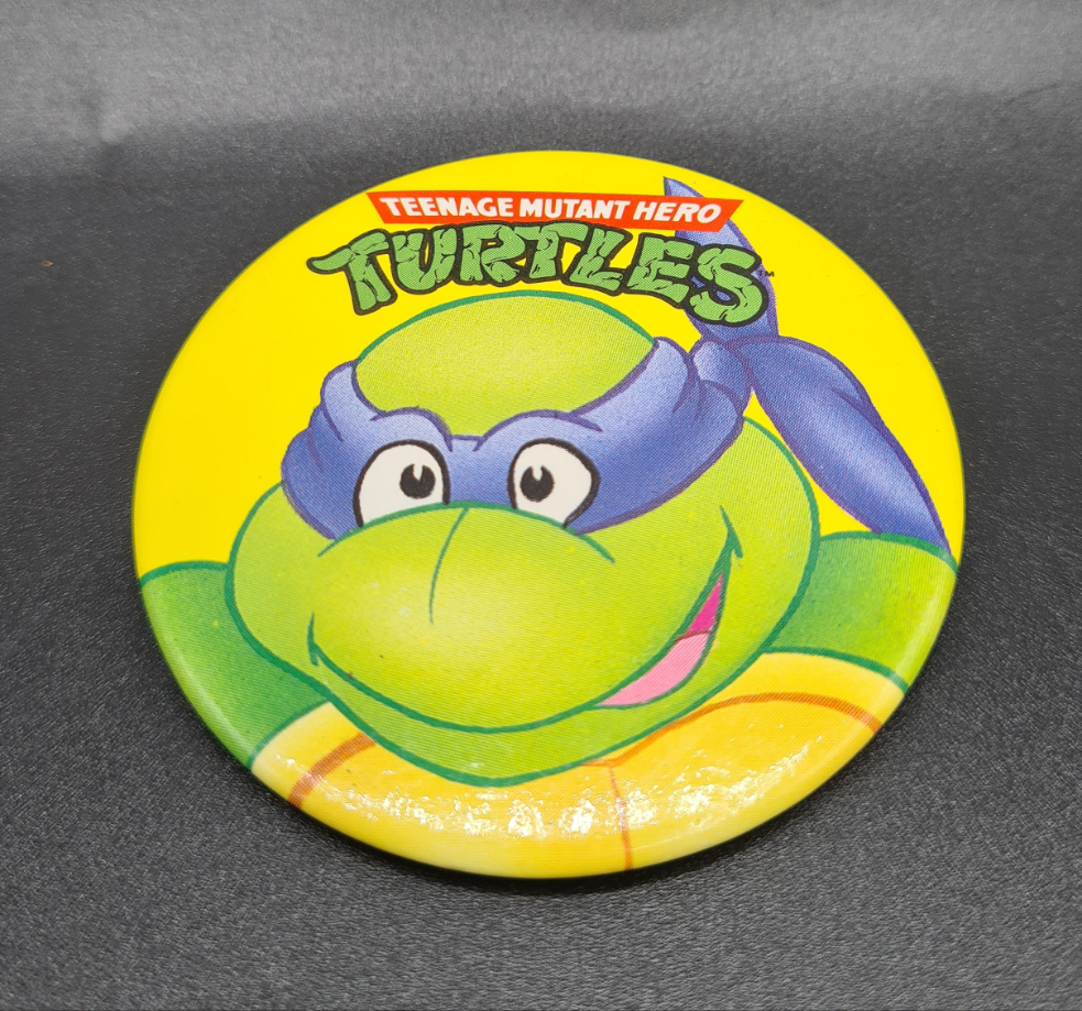 Teenage Mutant Hero Turtles 1990 90s Vintage Badge 99p W4