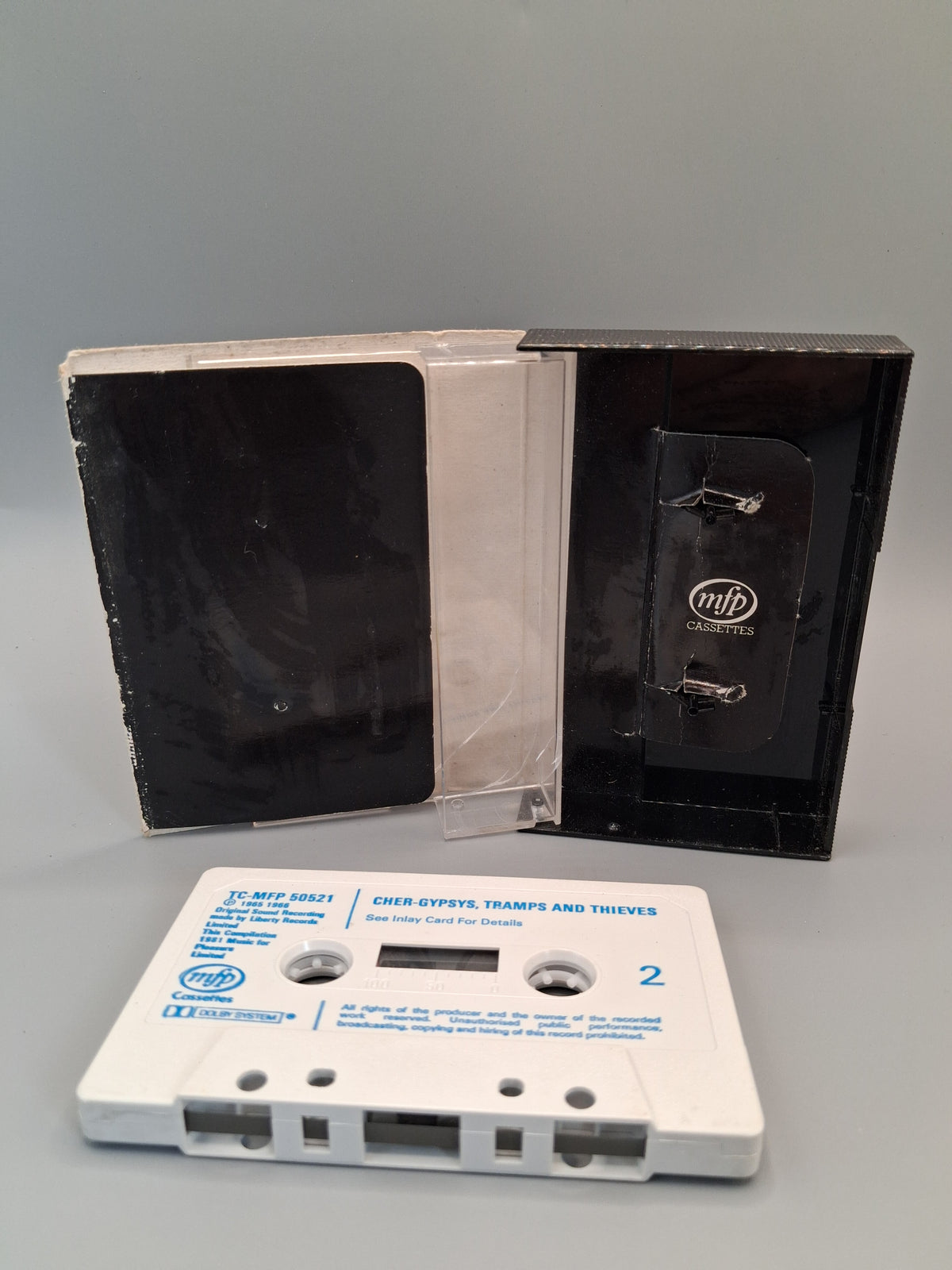 THE BEST OF CHER - GYPSIES TRAMPS & THIEVES CASSETTE TAPE 1966