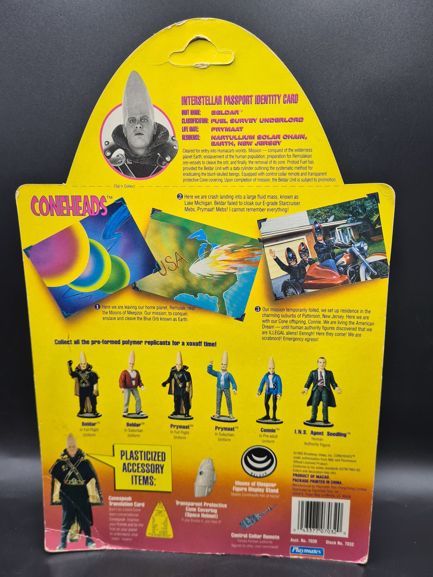 Coneheads BELDAR 90s Full Flight Uniform Action Figure Playmates 1993 Cracked Bubble W4