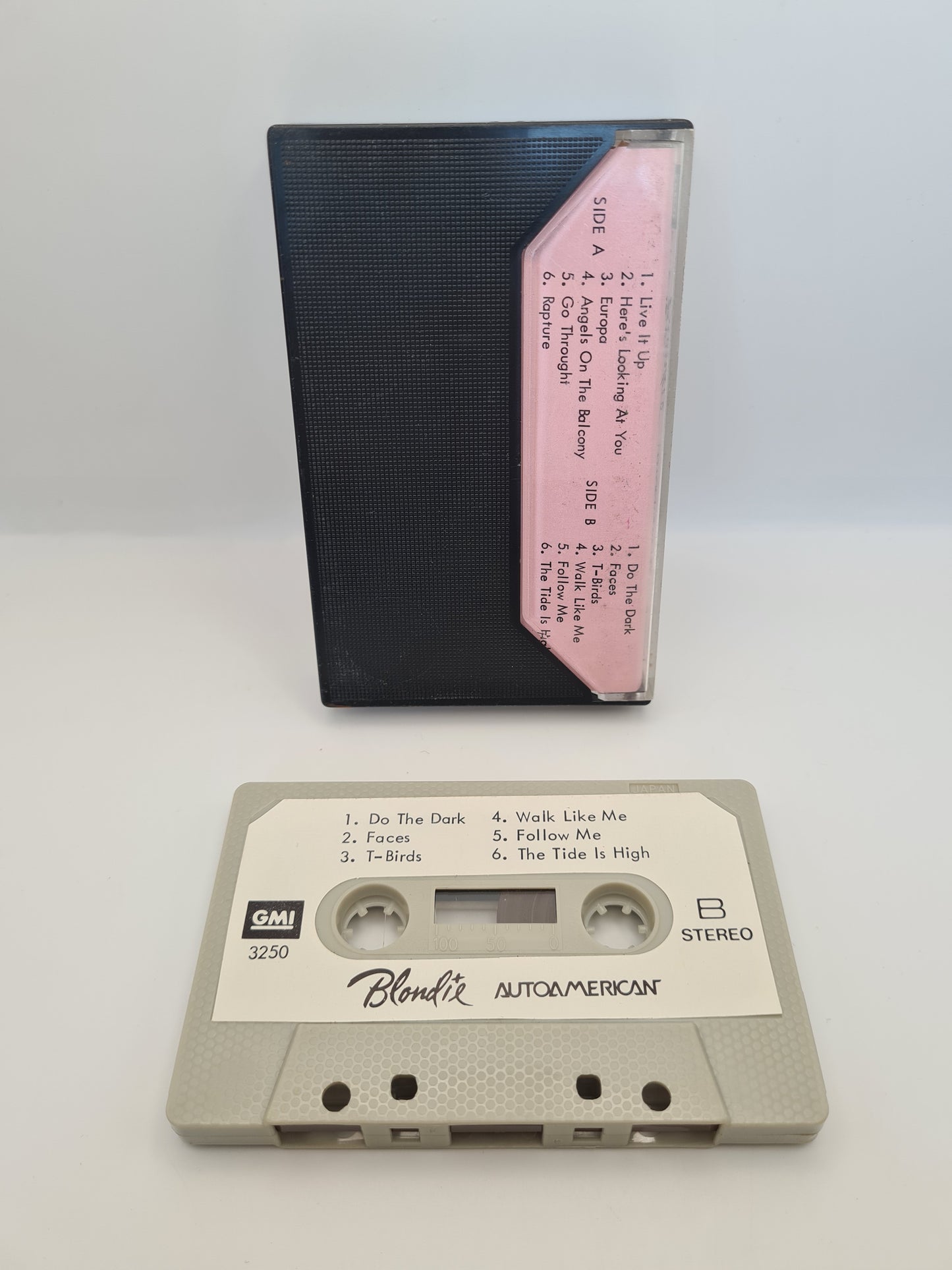 BLONDIE AUTOAMERICAN CASSETTE TAPE ALBUM